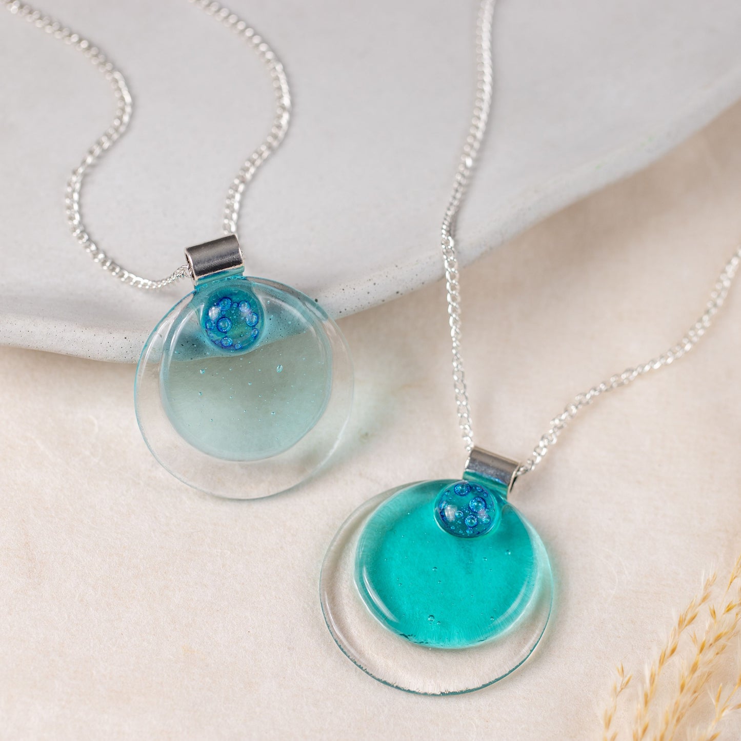 Delicate pastel shades round Deco Pendants