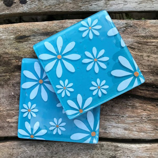 Set of 4 White Daisy Coasters - Turquoise