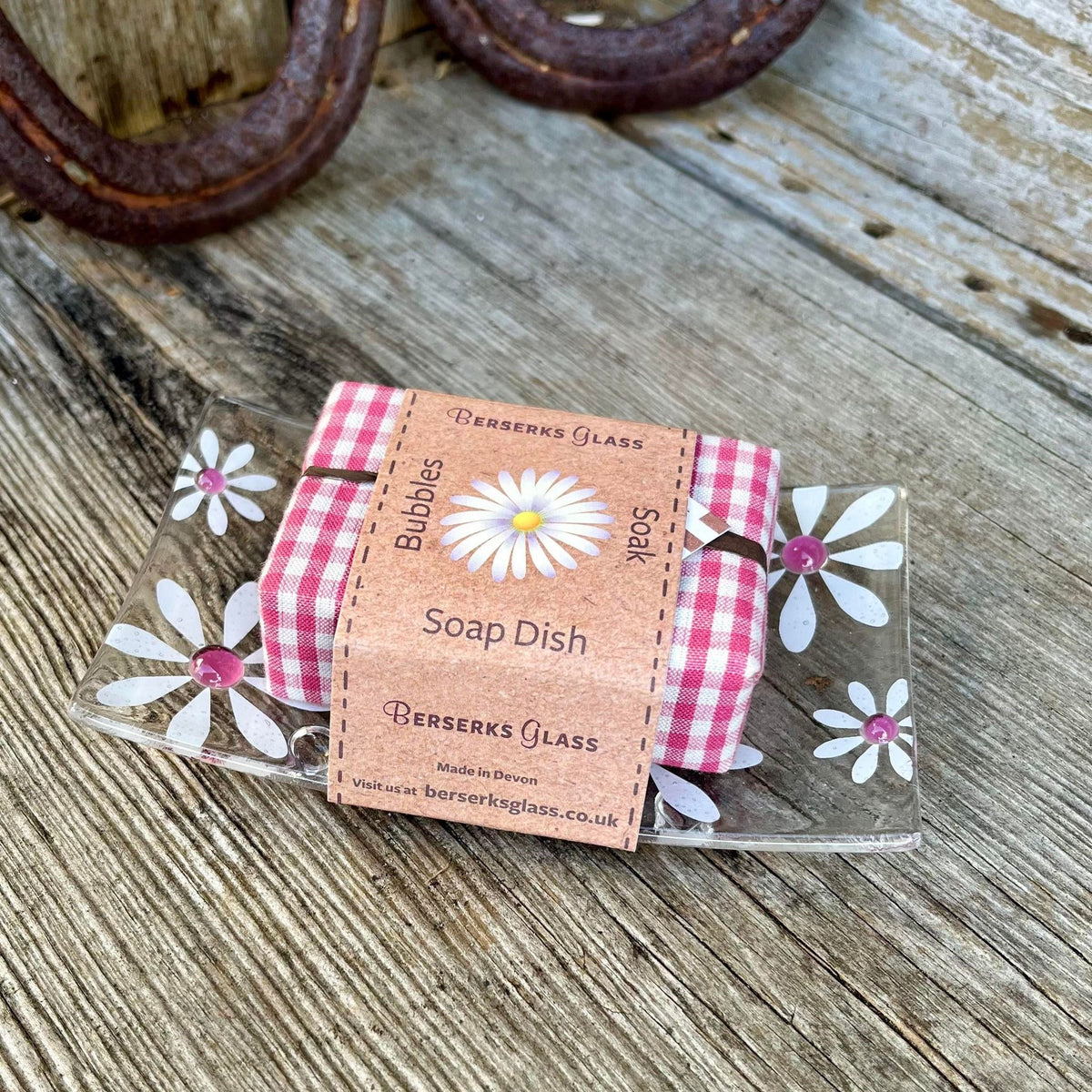 Daisy Soap Dish with Devon Handmade Soap - Pink