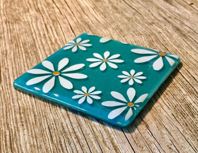 Set of 4 White Daisy Coasters - Jade
