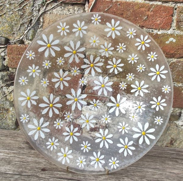 White Daisy Bowl with vibrant yellow flower centres