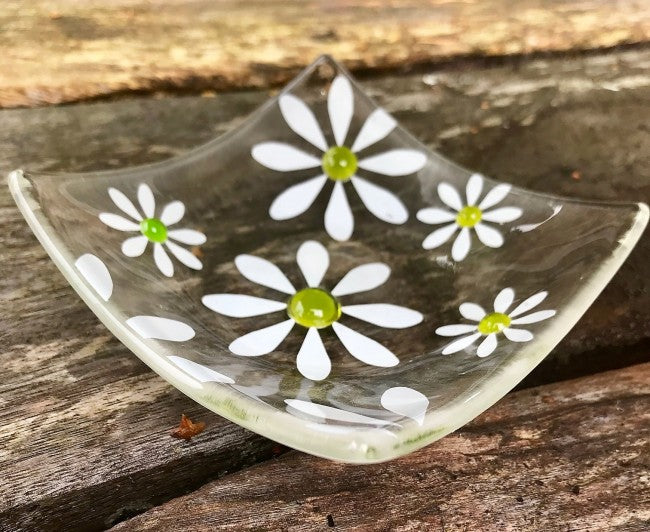 Simply Daisy Ring Dish