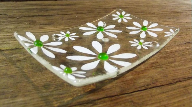 Daisy Soap Dish with Devon Handmade Soap - Spring Green