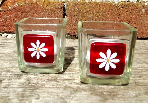 Pair of Little Daisy T-Lights - Red
