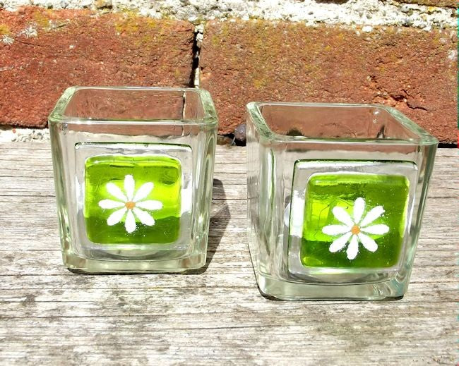 Pair of Little Daisy T-Lights - Spring Green